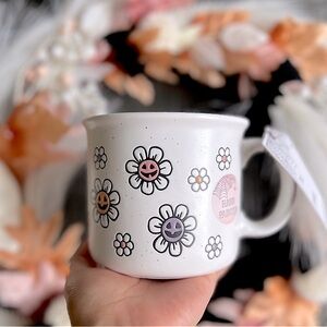 ✨NEW🎃Cobwebs and Cauldrons Daisy Jack o Lantern Pattern Mug🌸
